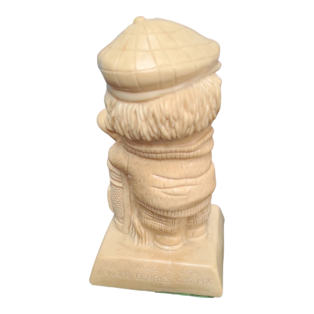 Vintage 1975  Figurine " Old Golfer's Never Die They Just Lost Their Drive" - Picture 11 of 12
